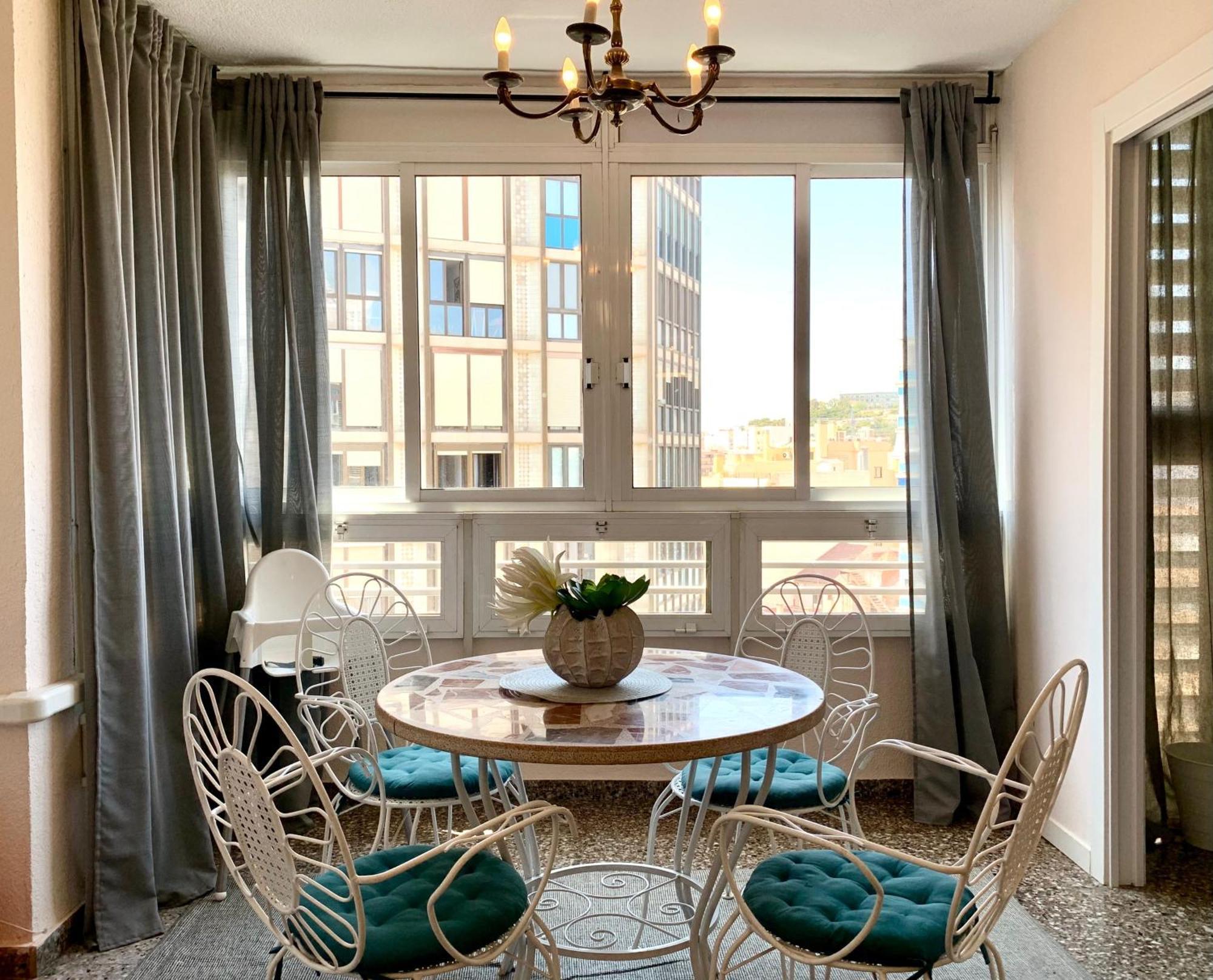 אליקאנטה Centrally-Located, Spacious Flat At Historic Centre & Short Walk To Beach מראה חיצוני תמונה