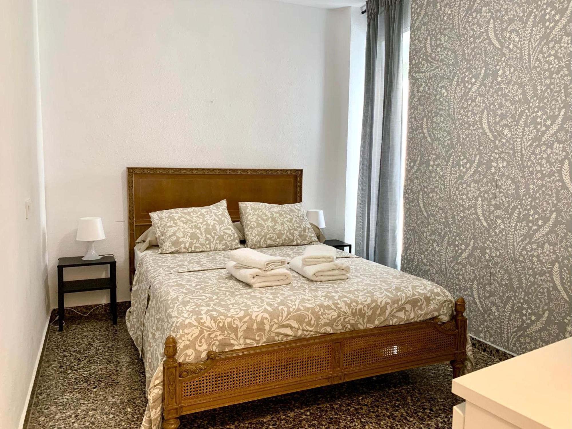 אליקאנטה Centrally-Located, Spacious Flat At Historic Centre & Short Walk To Beach מראה חיצוני תמונה