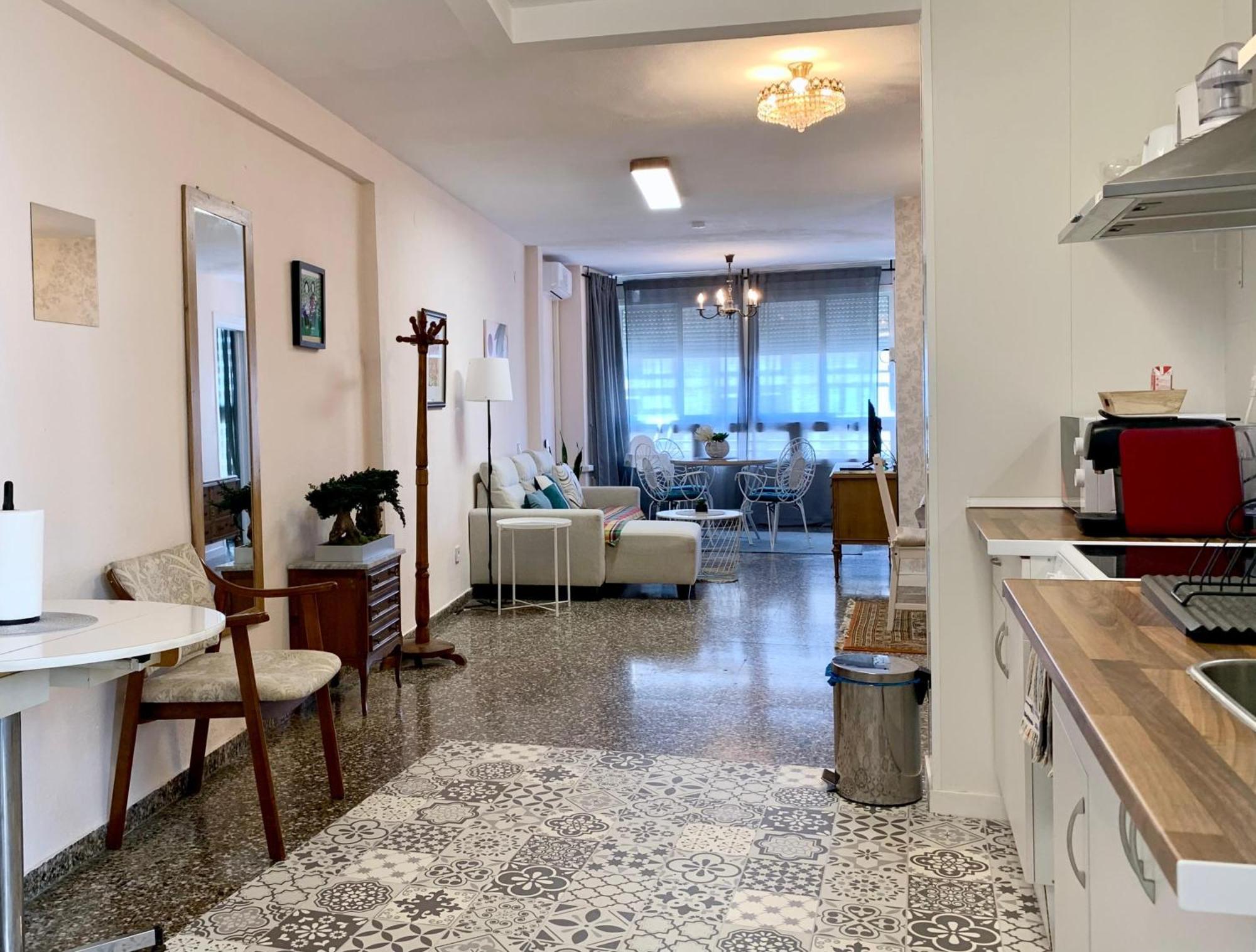 אליקאנטה Centrally-Located, Spacious Flat At Historic Centre & Short Walk To Beach מראה חיצוני תמונה